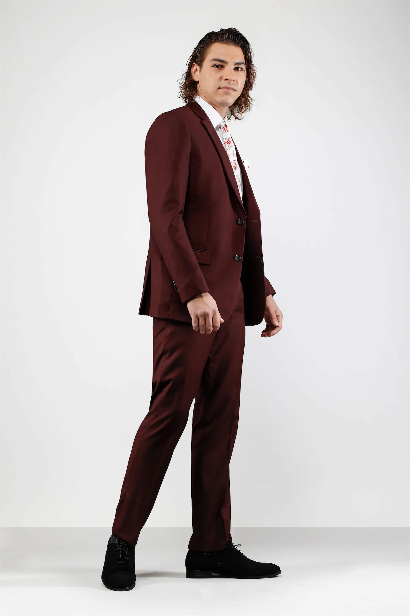 magi Opera nok Men's Burgundy suit. Buy For Rental Prices | Suitcentury